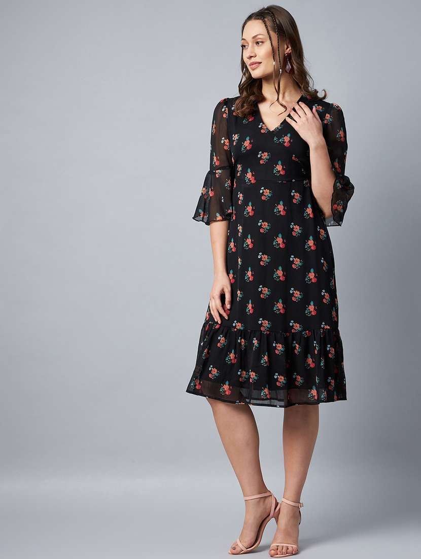 women floral print puff sleeves tiered dress - 19371191 -  Standard Image - 3