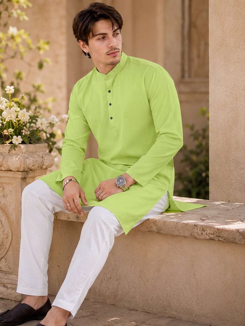 men mandarin neck solid kurta pyjama set 