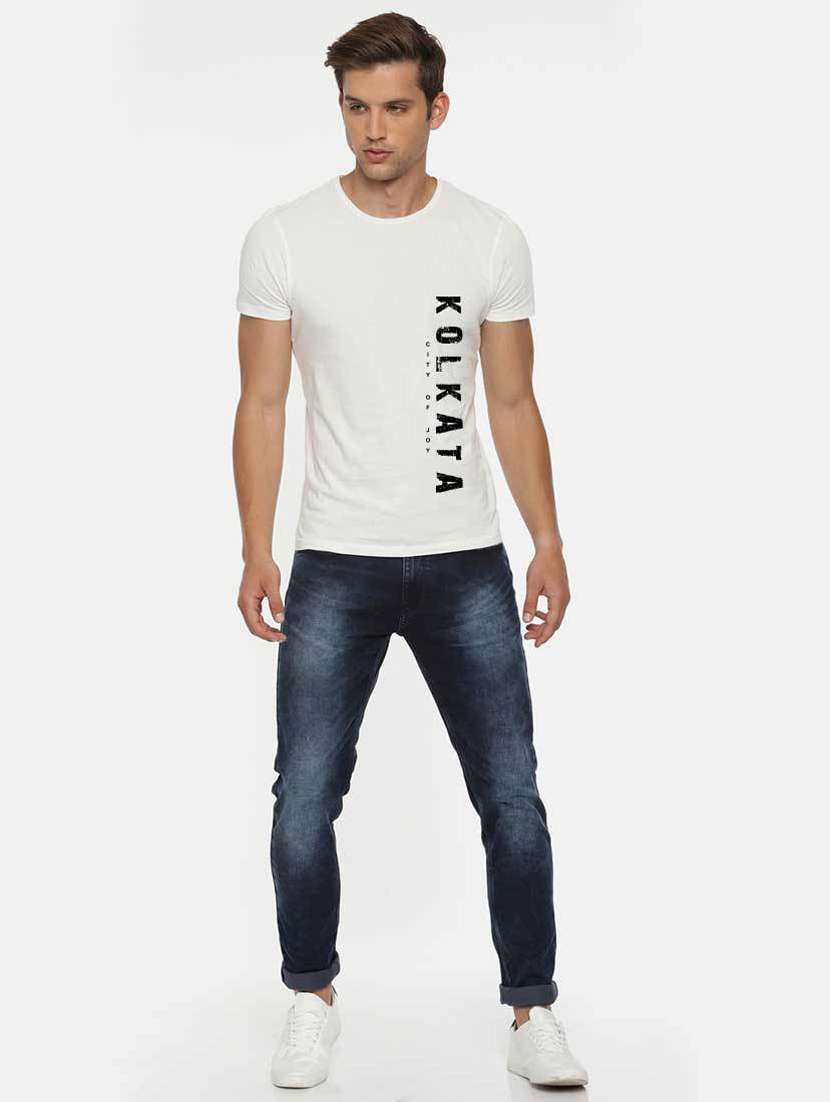 men round neck front print sweatshirt - 19385670 -  Standard Image - 3