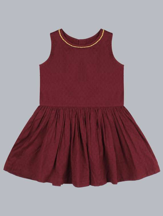 girls round neck sleeveless frock