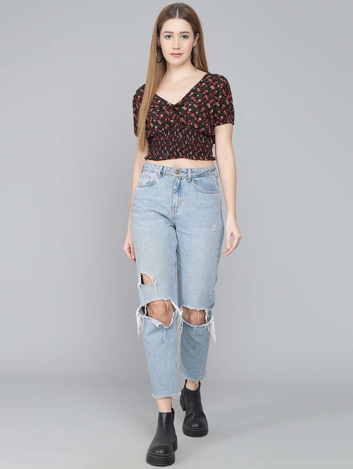 women's crop v neck top - 19408043 -  Standard Image - 3