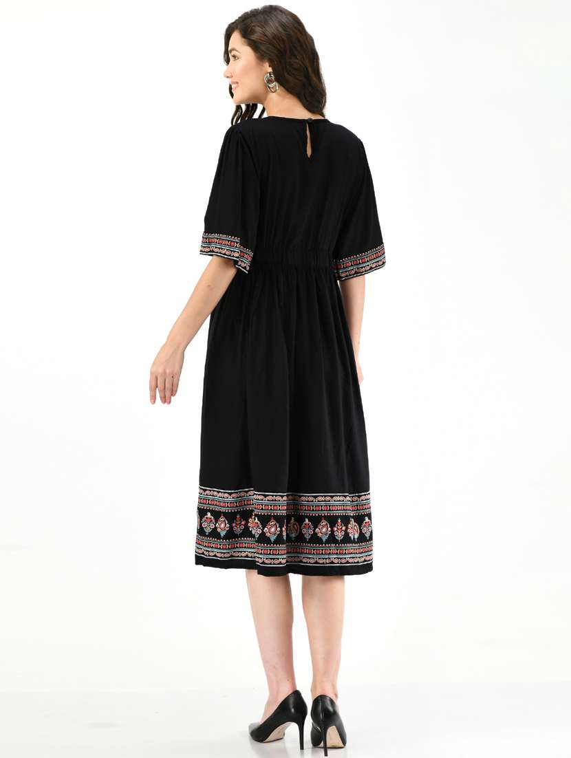 women's  paisley dress - 19414490 -  Standard Image - 5