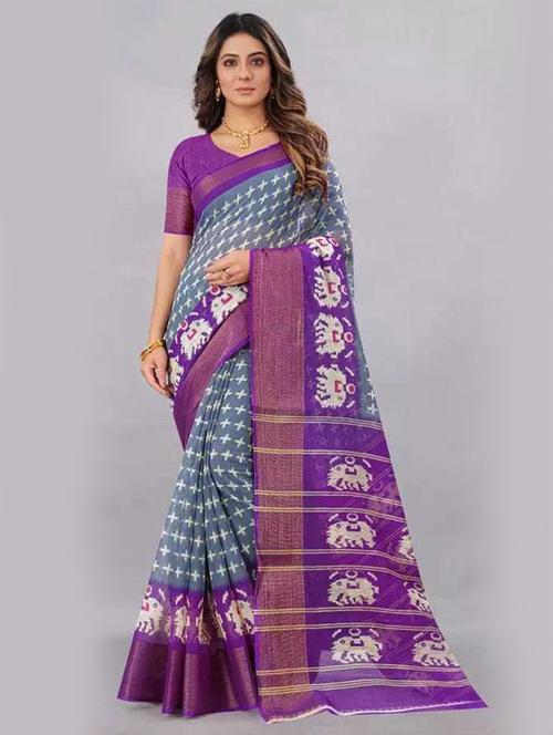 contrast bordered woven saree with blouse - 19429558 - Standard Image - 0