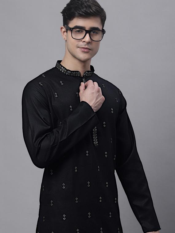 black embroidered long kurta - 19453437 - Standard Image - 5