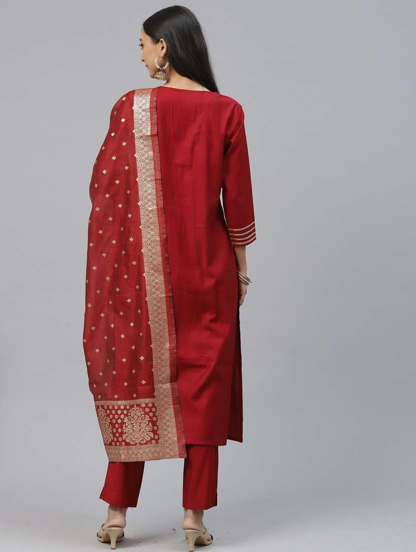 red self design kurta, pant & dupatta set - 19473209 -  Standard Image - 3