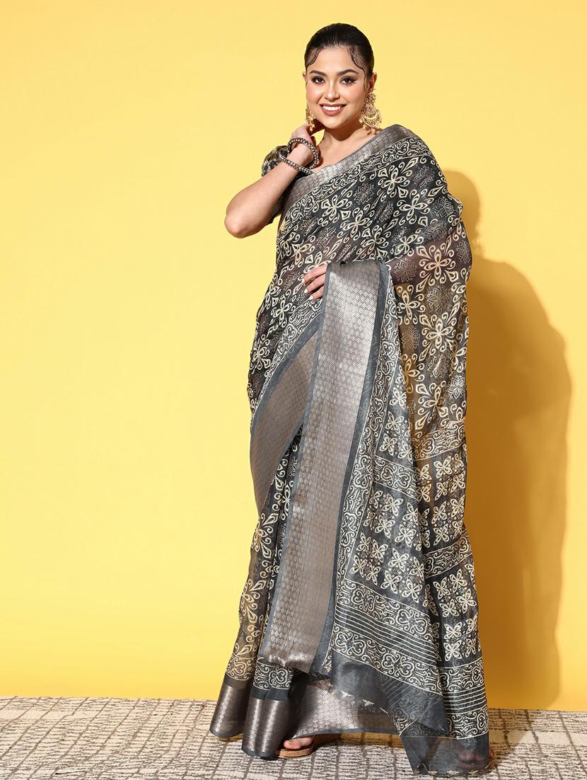 self design florals printed saree - 19473645 -  Zoom Image - 0