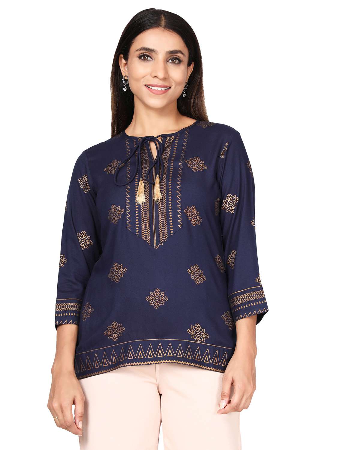 key hole neck a-line tunic
