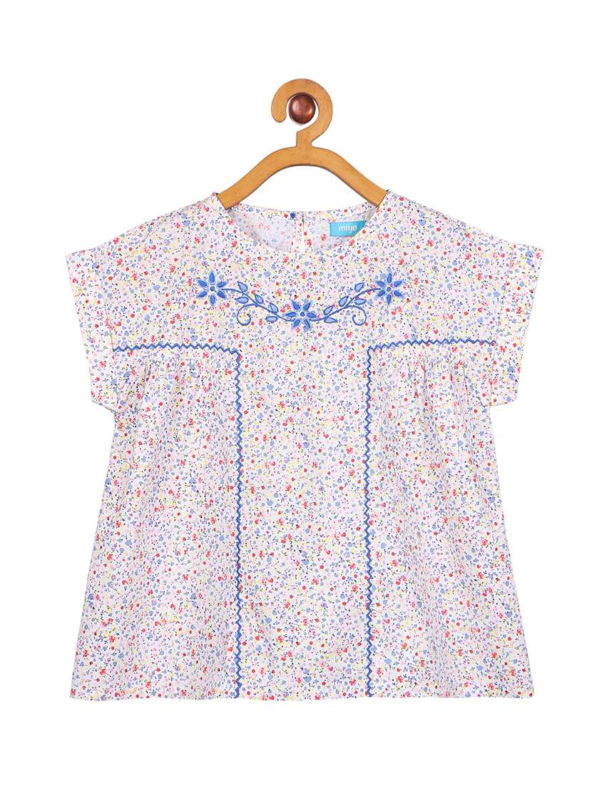 girls round neck top - 19488928 - Zoom Image - 0