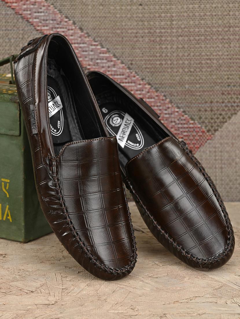 brown patent leather slip on loafers - 19492513 - Standard Image - 5
