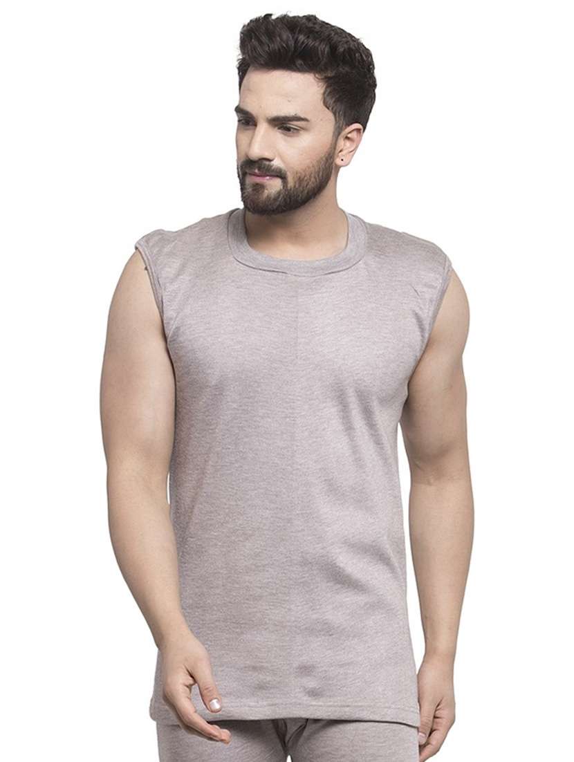 men round neck solid t-shirt