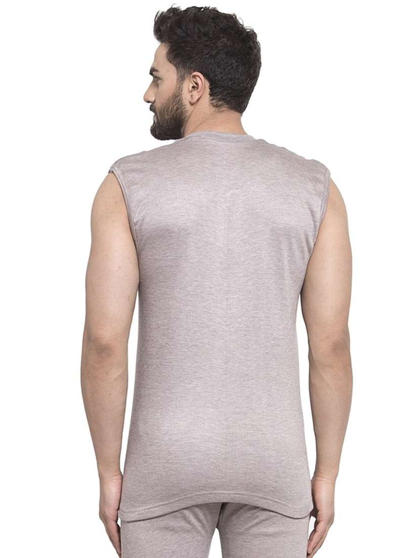 men round neck solid t-shirt - 19495102 - Standard Image - 3