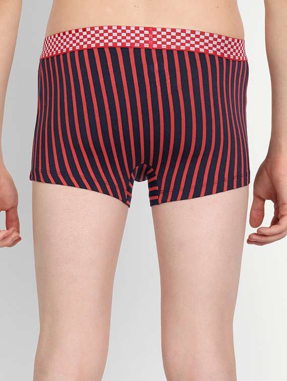 red printed cotton trunk - 19496905 -  Standard Image - 3