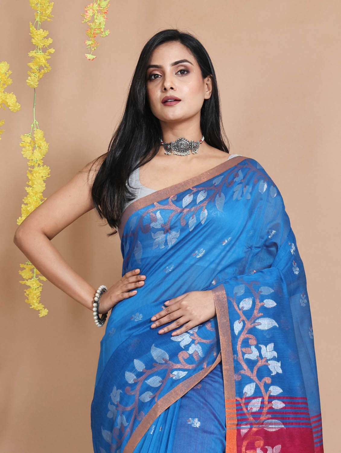 blue self design woven saree with blouse - 19498257 -  Standard Image - 3
