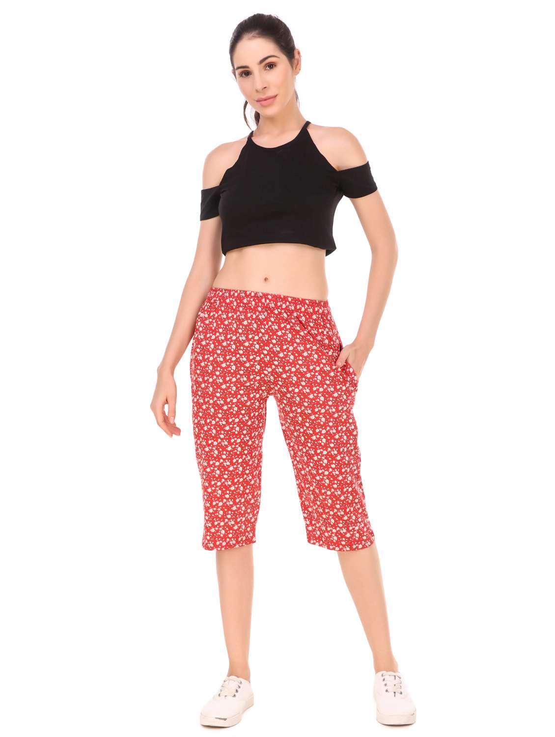 red sports capri - 19503803 -  Standard Image - 3