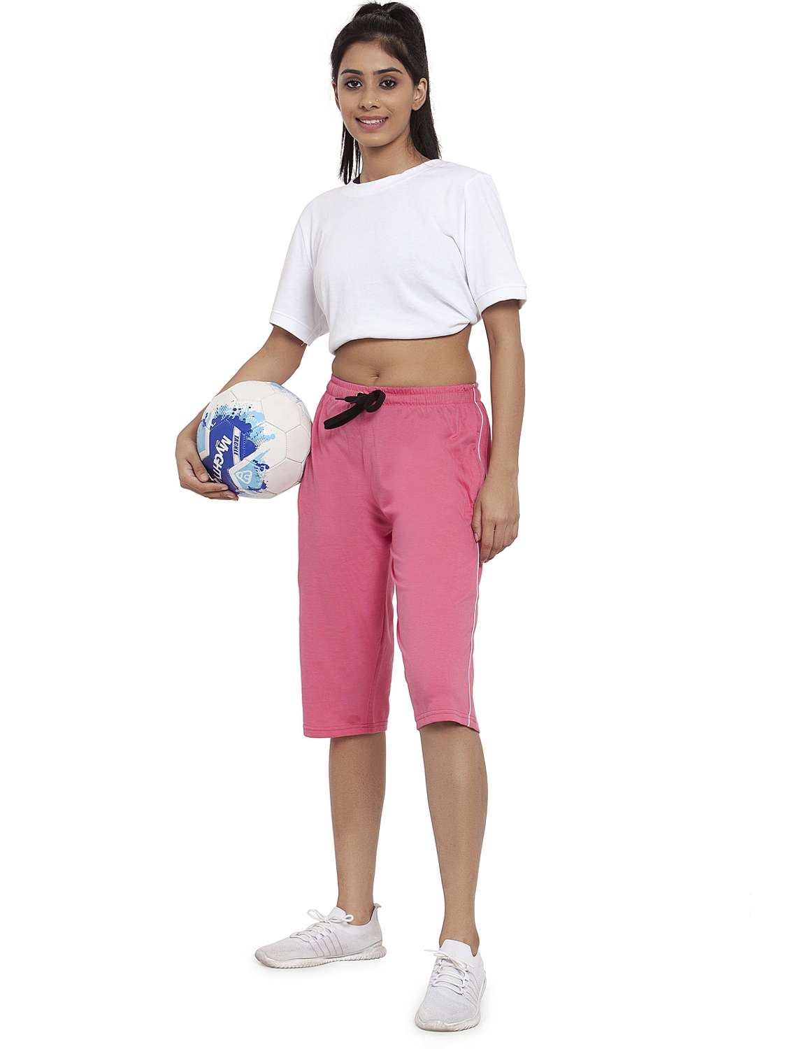 pink sports capri - 19503821 - Standard Image - 3