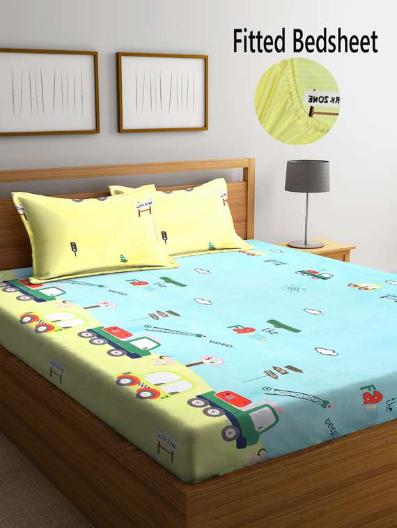 fabinaliv multicolor cartoon print 210 tc cotton blend king size fitted double bedsheet with 2 pillow covers