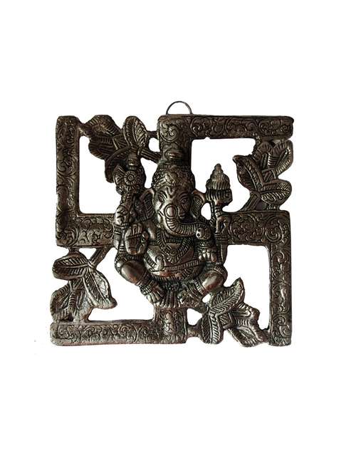 wall hanging sculpture by gunnu sales - 19518851 -  Standard Image - 0