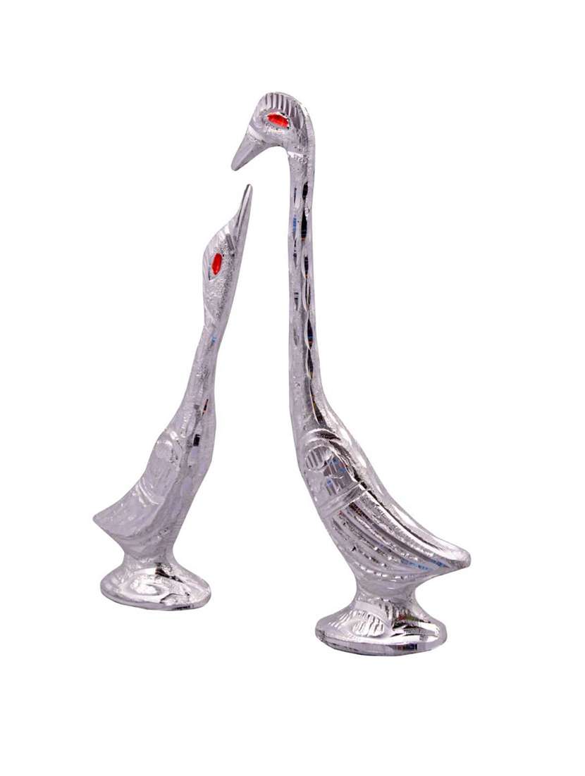 handcrafted decorative showpiece by gunnu sales