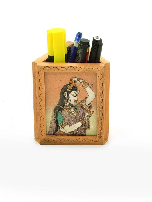 handcrafted decorative showpiece by gunnu sales - 19519132 - Standard Image - 0