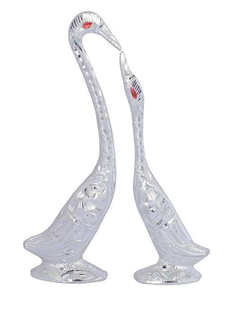 handcrafted decorative showpiece by gunnu sales