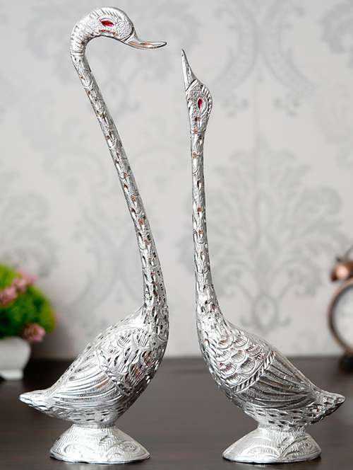 handcrafted decorative showpiece by gunnu sales - 19519223 - Standard Image - 0