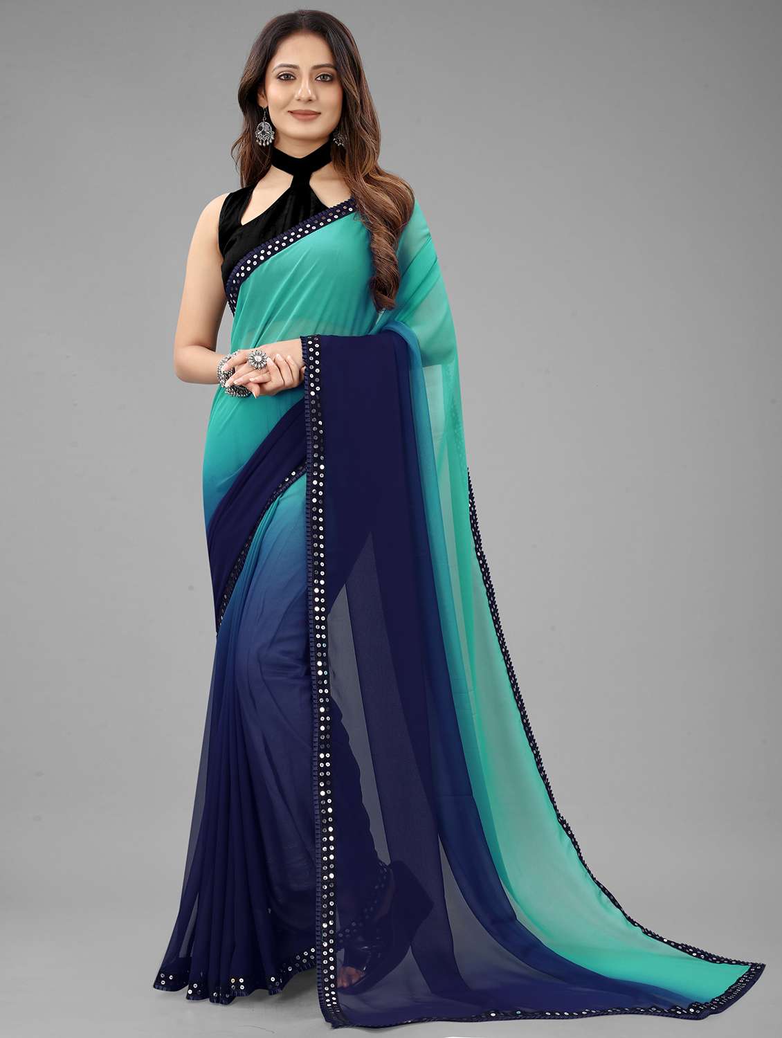 Women Ombre Bodered Saree With Blouse