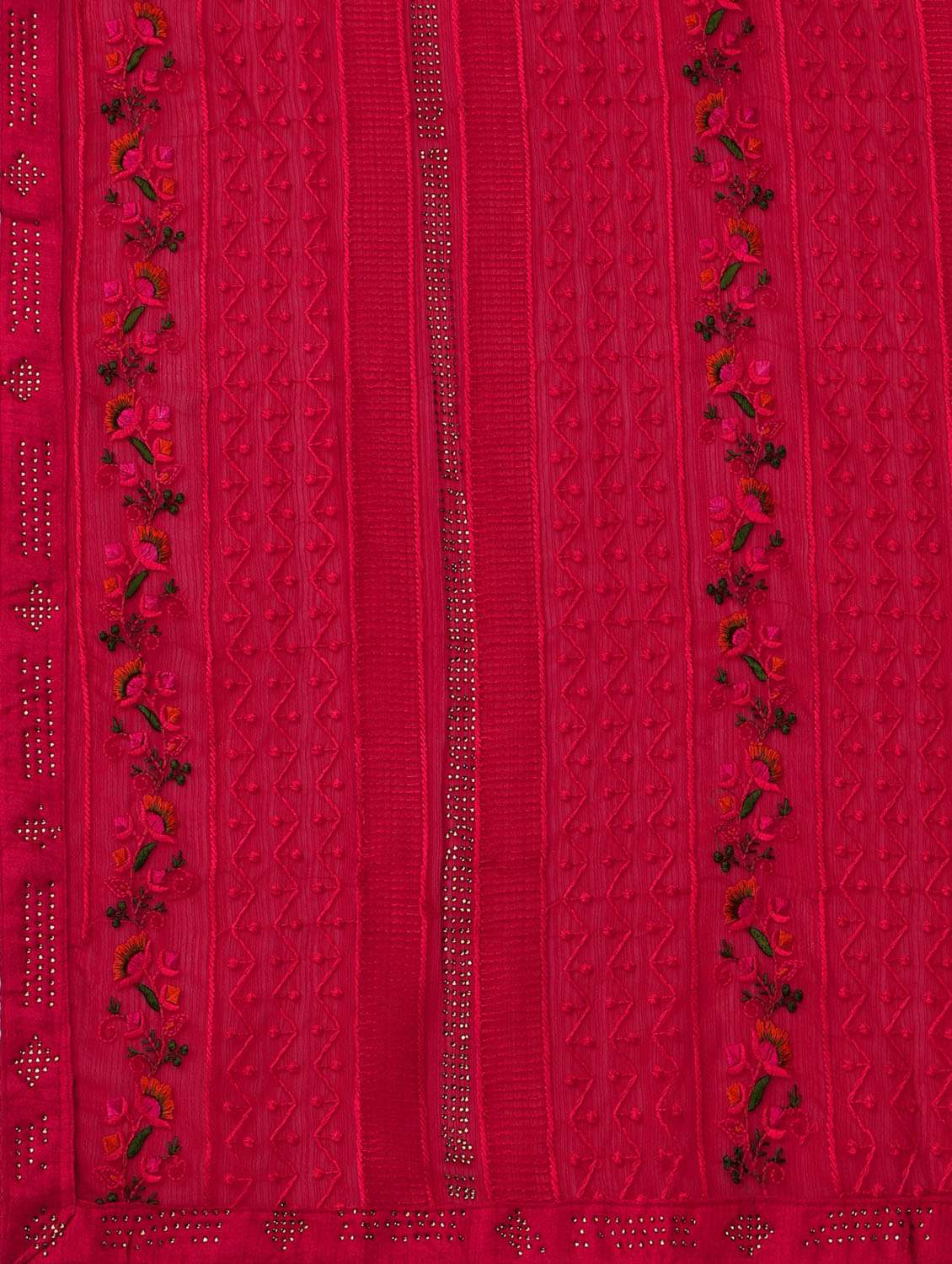 women's embroidered saree with blouse - 19533465 - Standard Image - 5