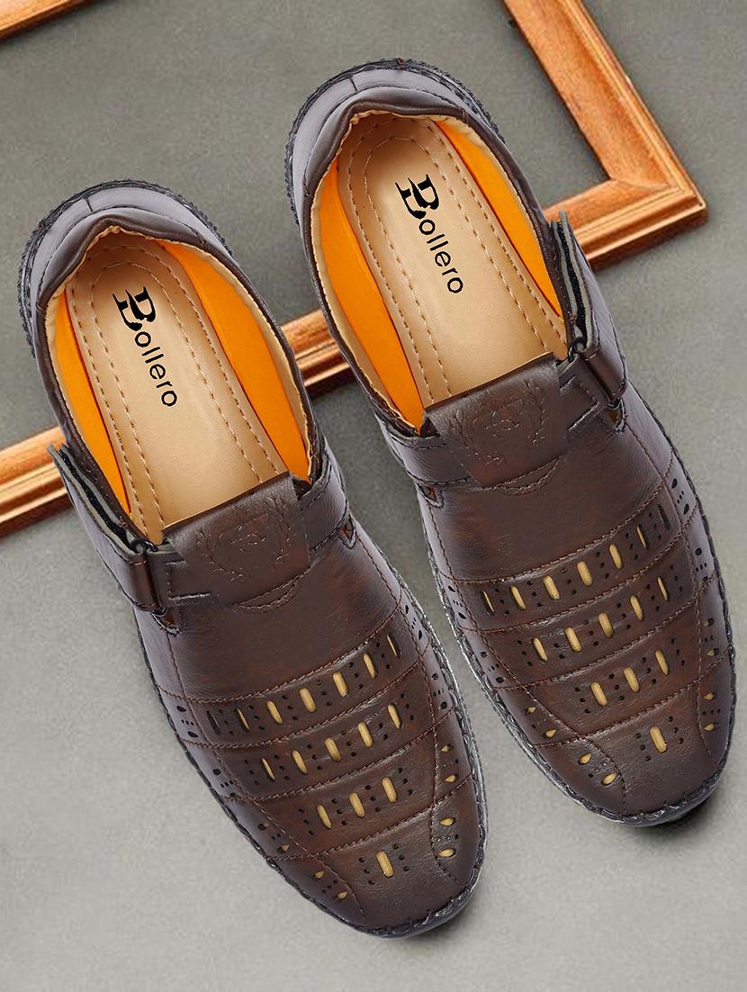 men's solid slip on sandal  - 19539162 -  Zoom Image - 0