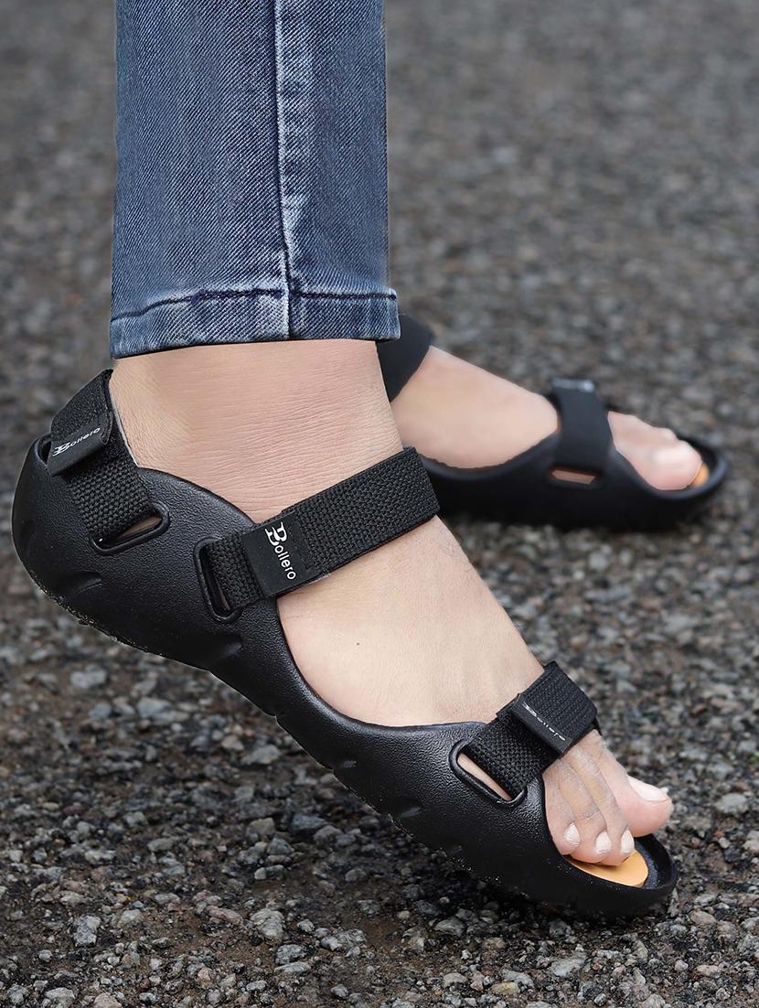 men slip on sandals - 19539185 - Zoom Image - 0