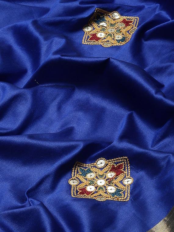 women's solid navy blue colored saree with blouse - 19572716 - Standard Image - 3