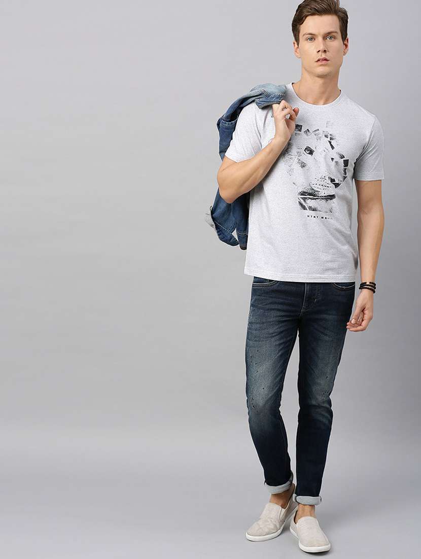 round neck printed regular t-shirt - 19580392 -  Standard Image - 3