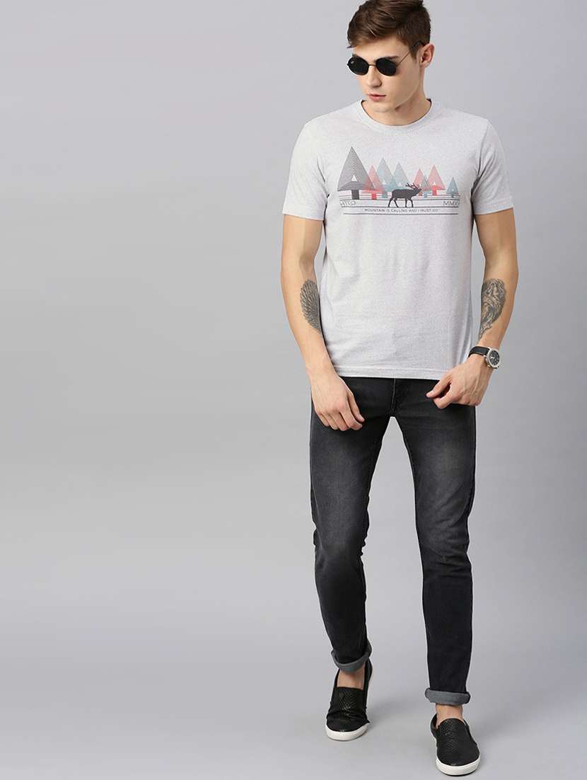 round neck printed regular t-shirt - 19580393 -  Standard Image - 3