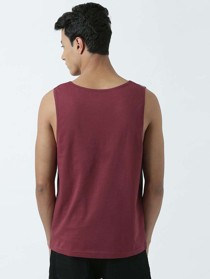 scoop neck printed regular vest - 19580433 -  Standard Image - 3