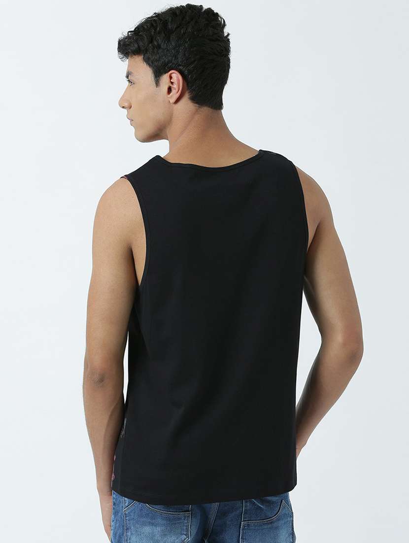 scoop neck printed regular vest - 19580470 -  Standard Image - 3