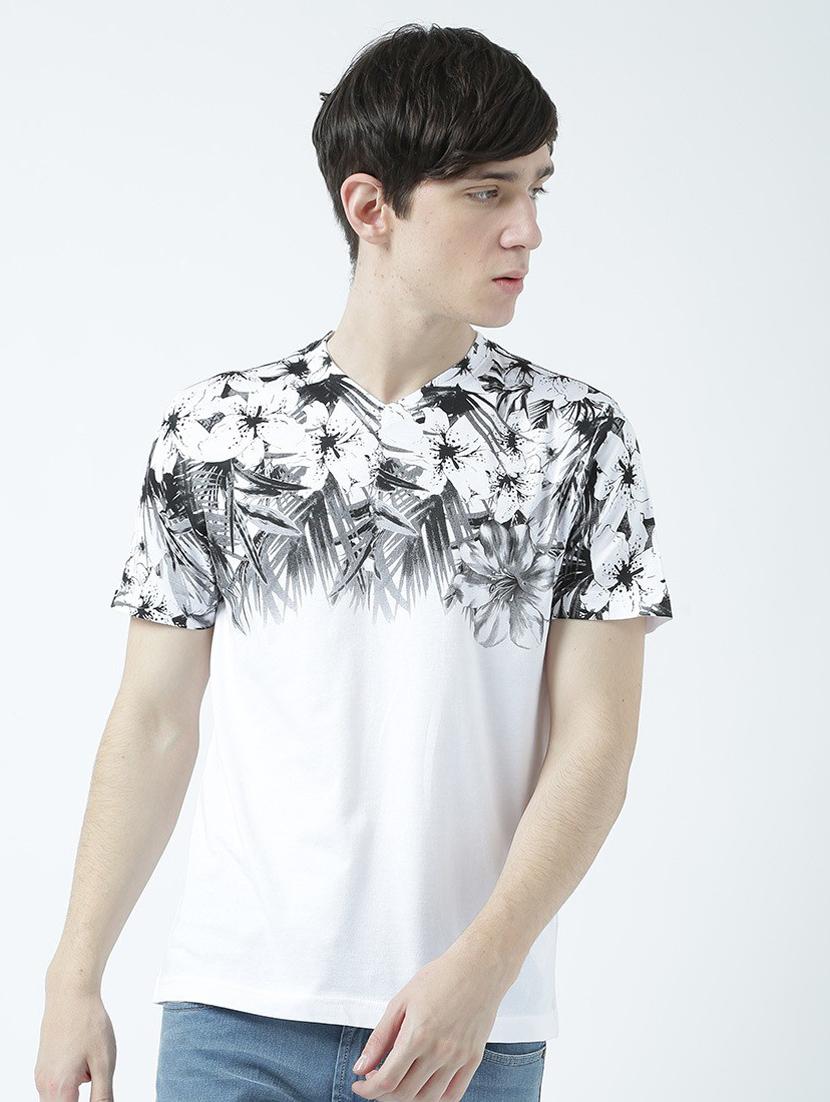 v neck printed regular t-shirt - 19580606 - Zoom Image - 0