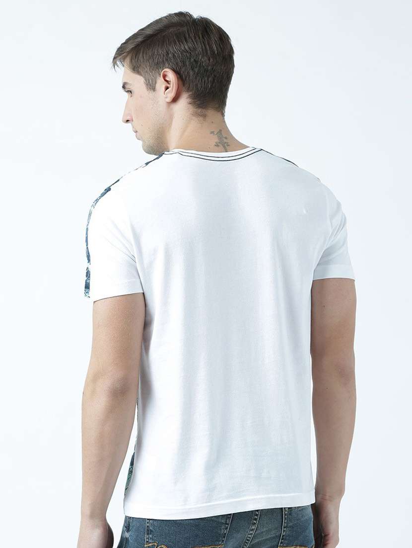 round neck printed regular t-shirt - 19580659 -  Standard Image - 3