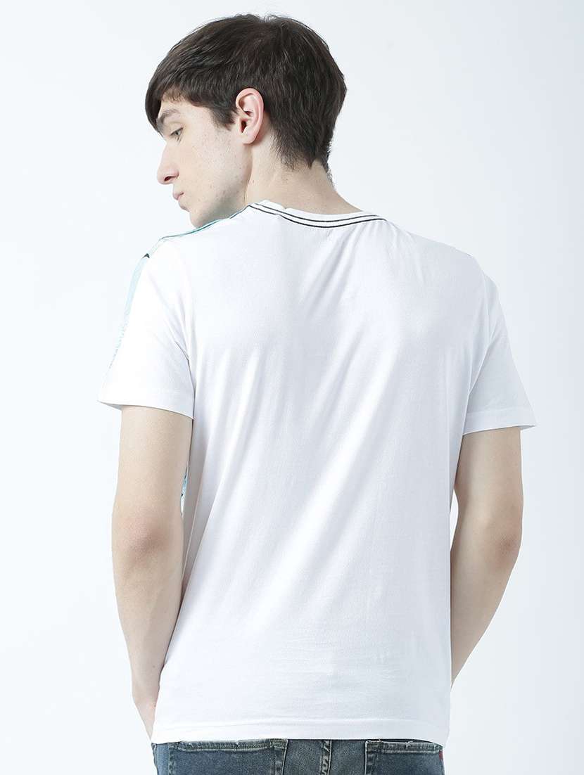 round neck printed regular t-shirt - 19580681 -  Standard Image - 3