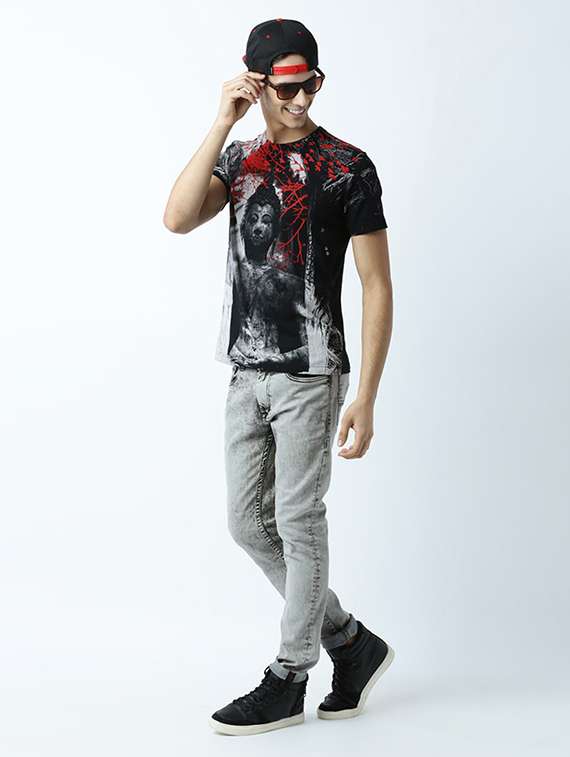 black printed cotton blend regular t-shirt - 19581250 -  Standard Image - 3