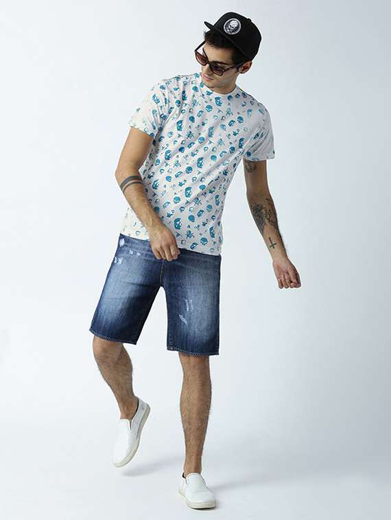 white printed cotton blend regular t-shirt - 19581328 -  Standard Image - 3