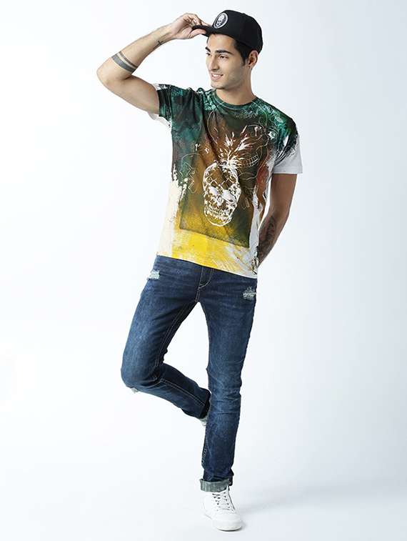 white printed cotton blend regular t-shirt - 19581329 -  Standard Image - 3