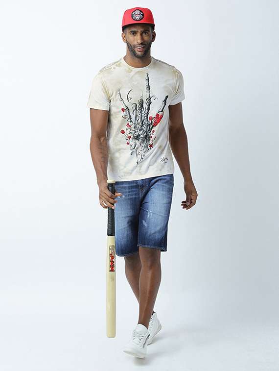 white printed cotton blend regular t-shirt - 19581333 - Standard Image - 3