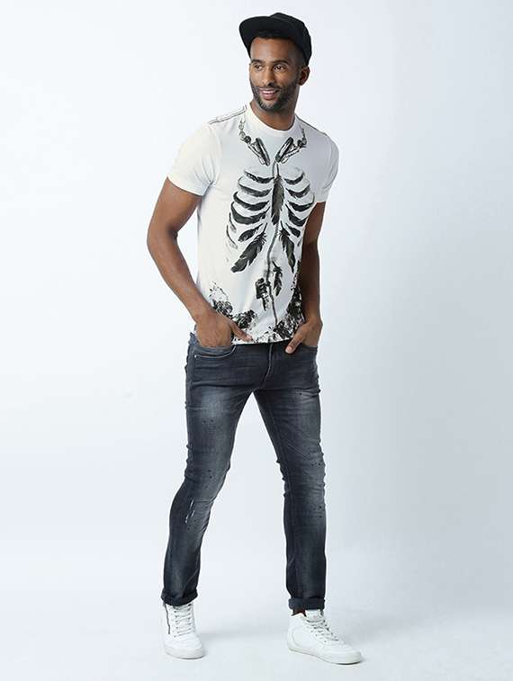 white printed cotton blend regular t-shirt - 19581334 -  Standard Image - 3