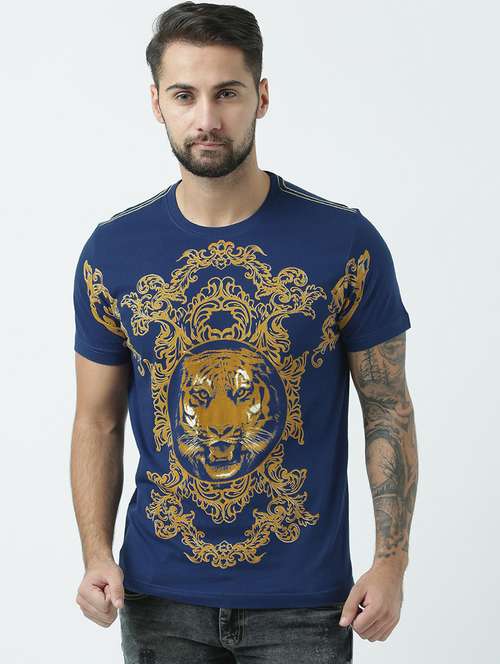 Men Round Neck Front Print T Shirt