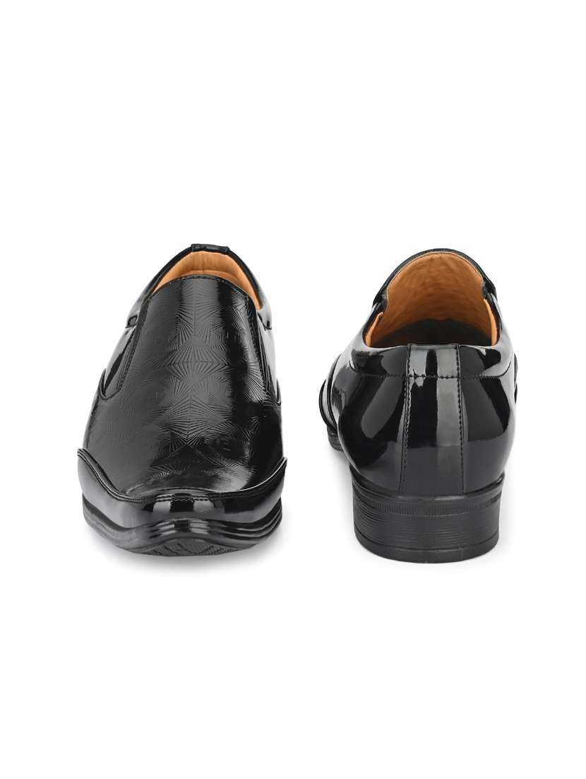 black slip on shoes - 19585472 -  Standard Image - 3