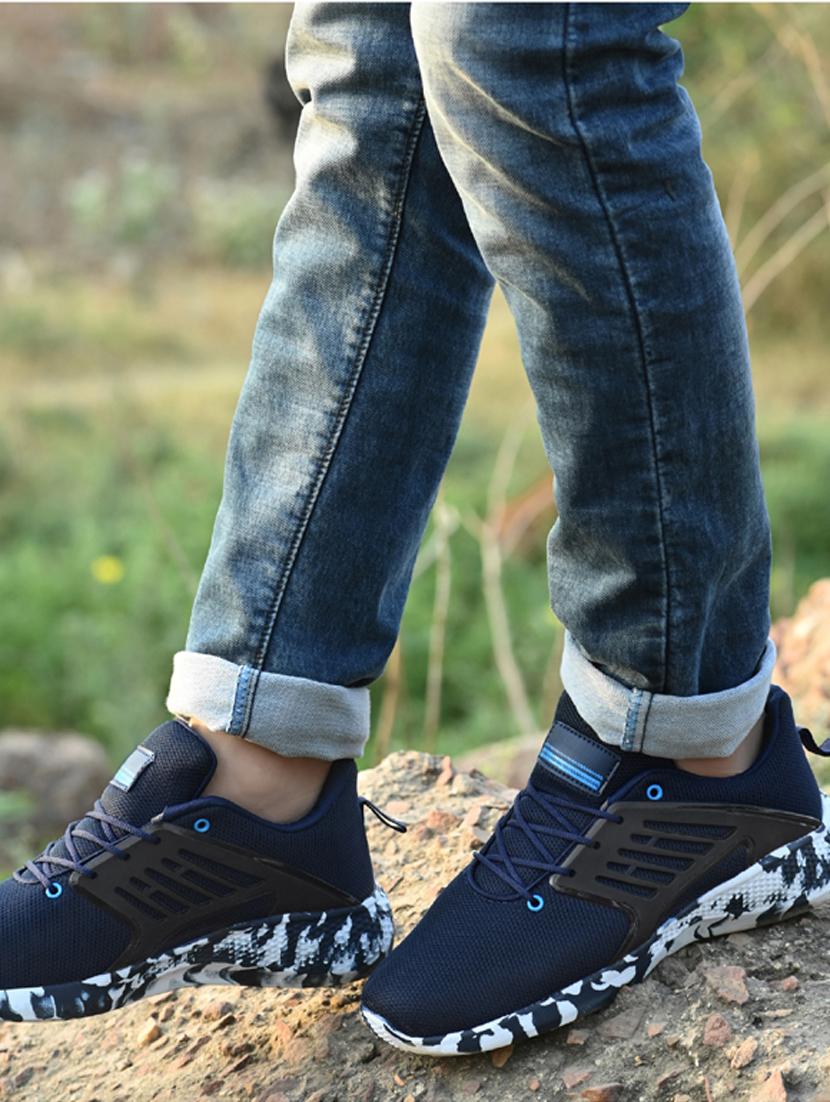 men's lace-up sports shoes - 19585808 - Standard Image - 5