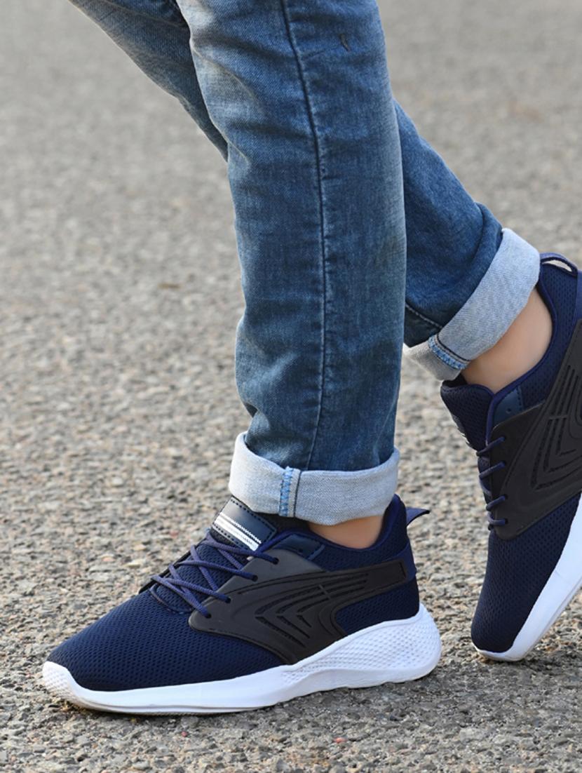 men's lace-up sports shoes - 19585809 - Standard Image - 5