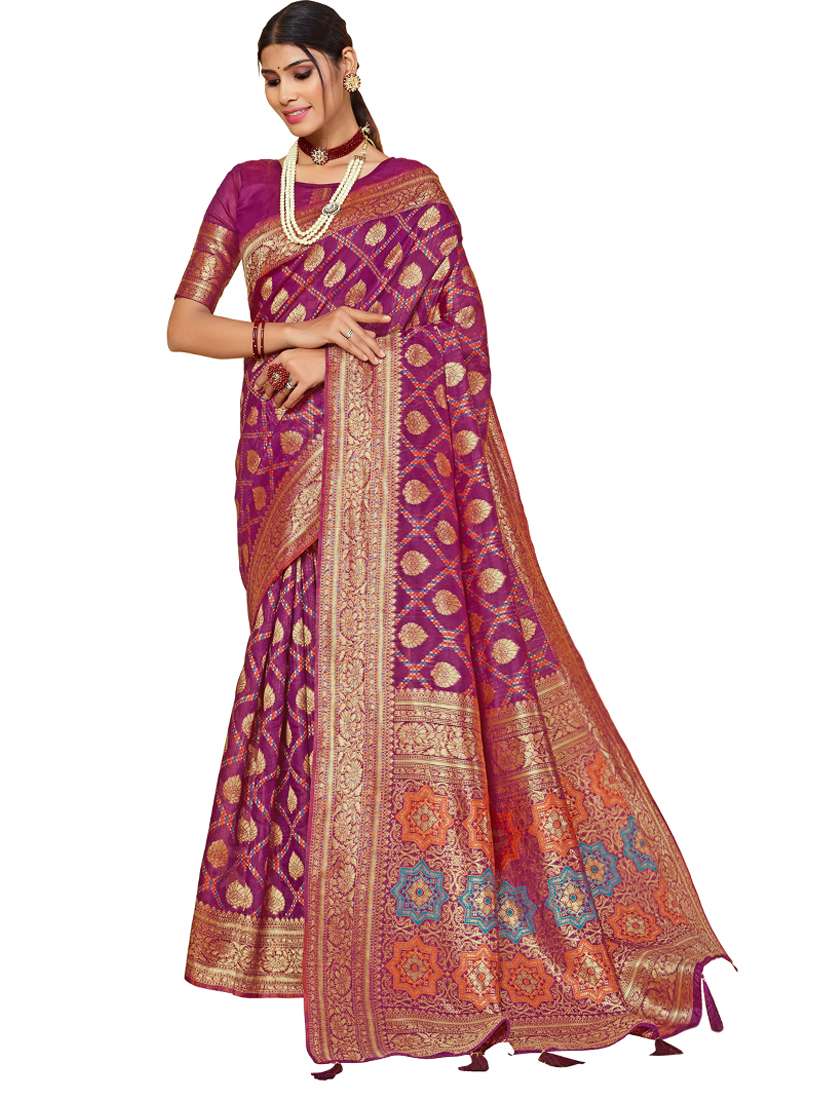 women's self design red colored saree with blouse - 19596702 - Zoom Image - 0