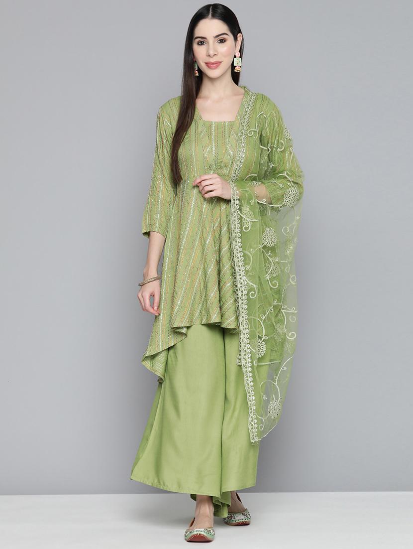 v-neck embroidered suit set - 19597861 -  Zoom Image - 0