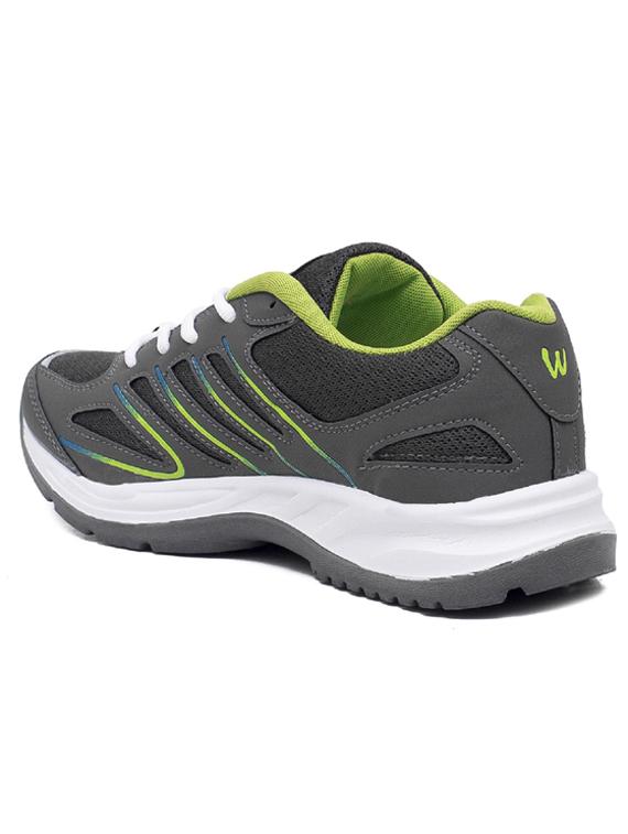 men lace up sports shoes - 19607979 - Standard Image - 3