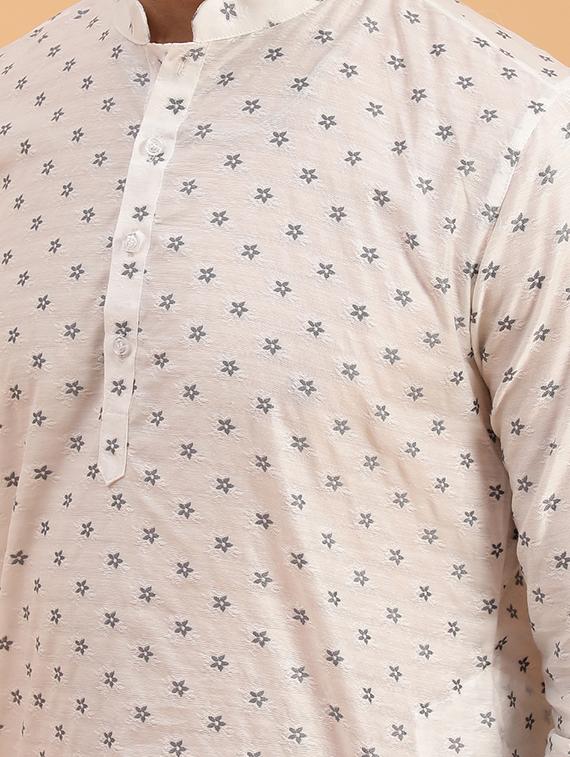 mandarin collar cotton kurta - 19608226 - Standard Image - 3